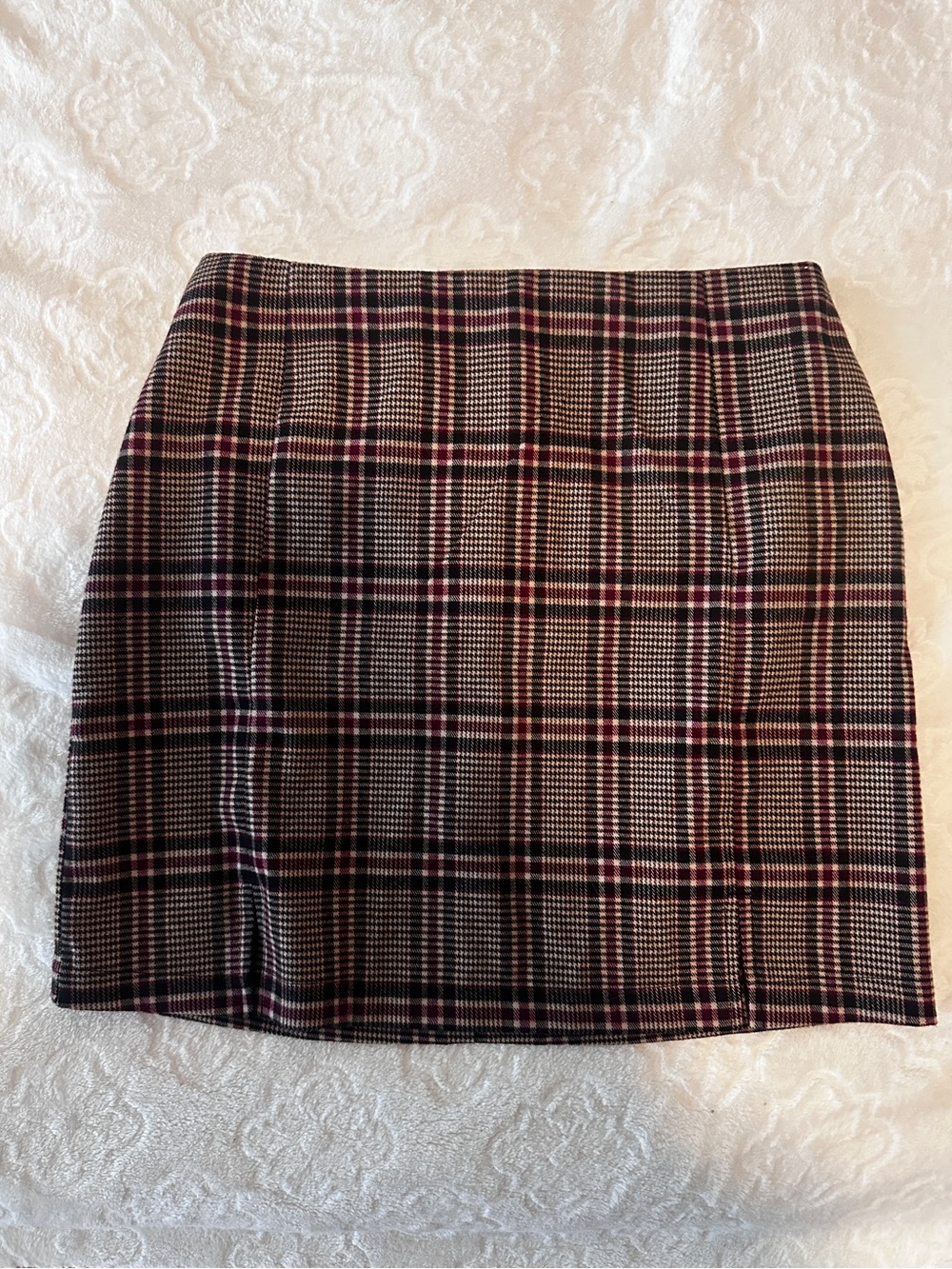Eyeshadow Plaid Mini Skirt